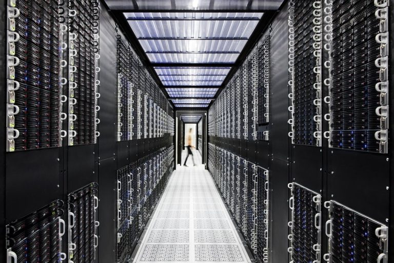 Data Centers no Brasil: Potencial, Riscos e o Debate Necessário